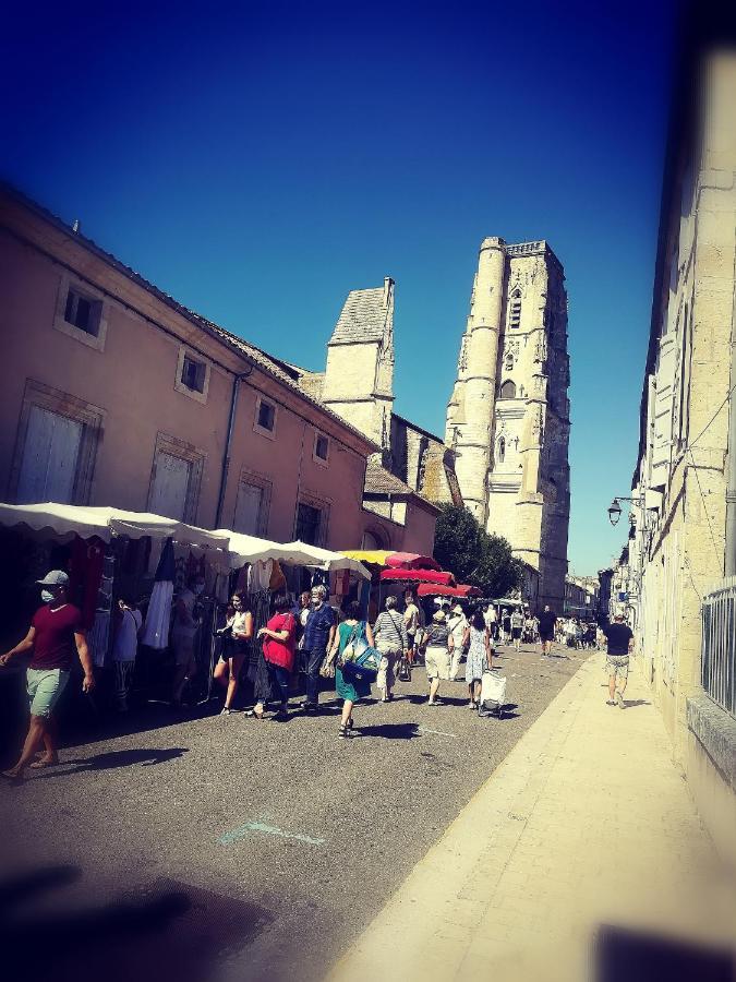 Gite De La Cathedrale - เลคตูร์ ภายนอก รูปภาพ